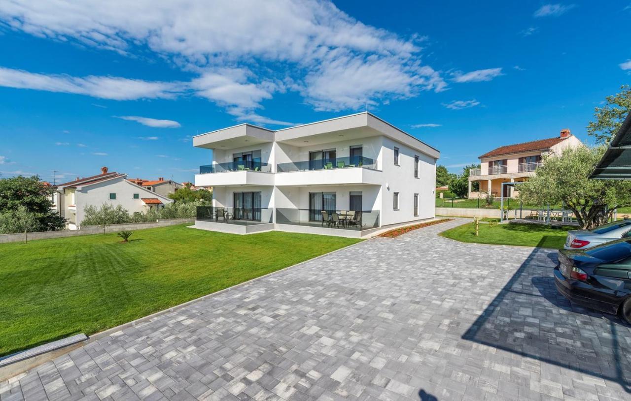 Apart Residence Blue Sea Poreč Kültér fotó